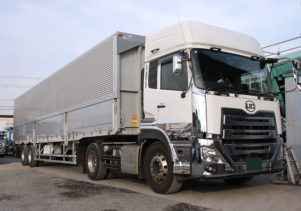 boshu-img-trailer-01 大型トレーラー